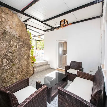 Villa Chic House With Shared Pool Near Sea In Yalikavak Gundogan (Bodrum)