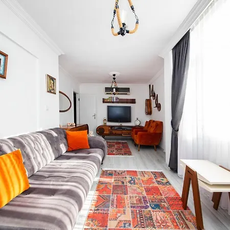 Chic House With Shared Pool Near Sea In Yalikavak *